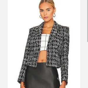 HEARTLOOM Crop Blazer 💞💞Just Stunning